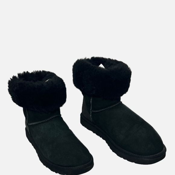 UGG Eva Black Sheepskin Suede Short Boots Womens size 7 - Picture 4 of 12